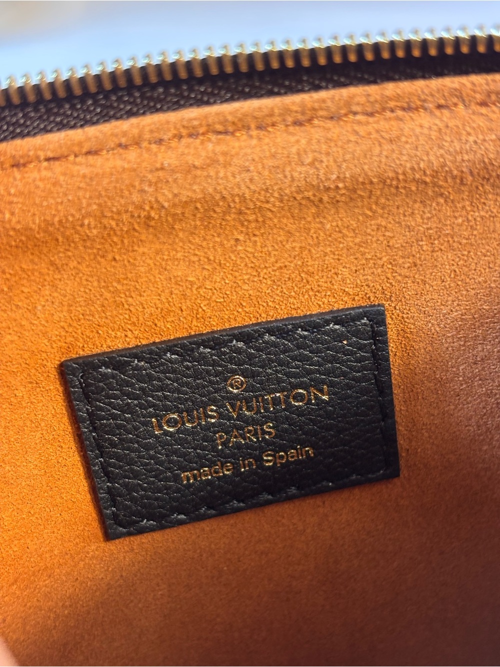 Louis Vuitton Low Key Pouch - Picture 8 of 8